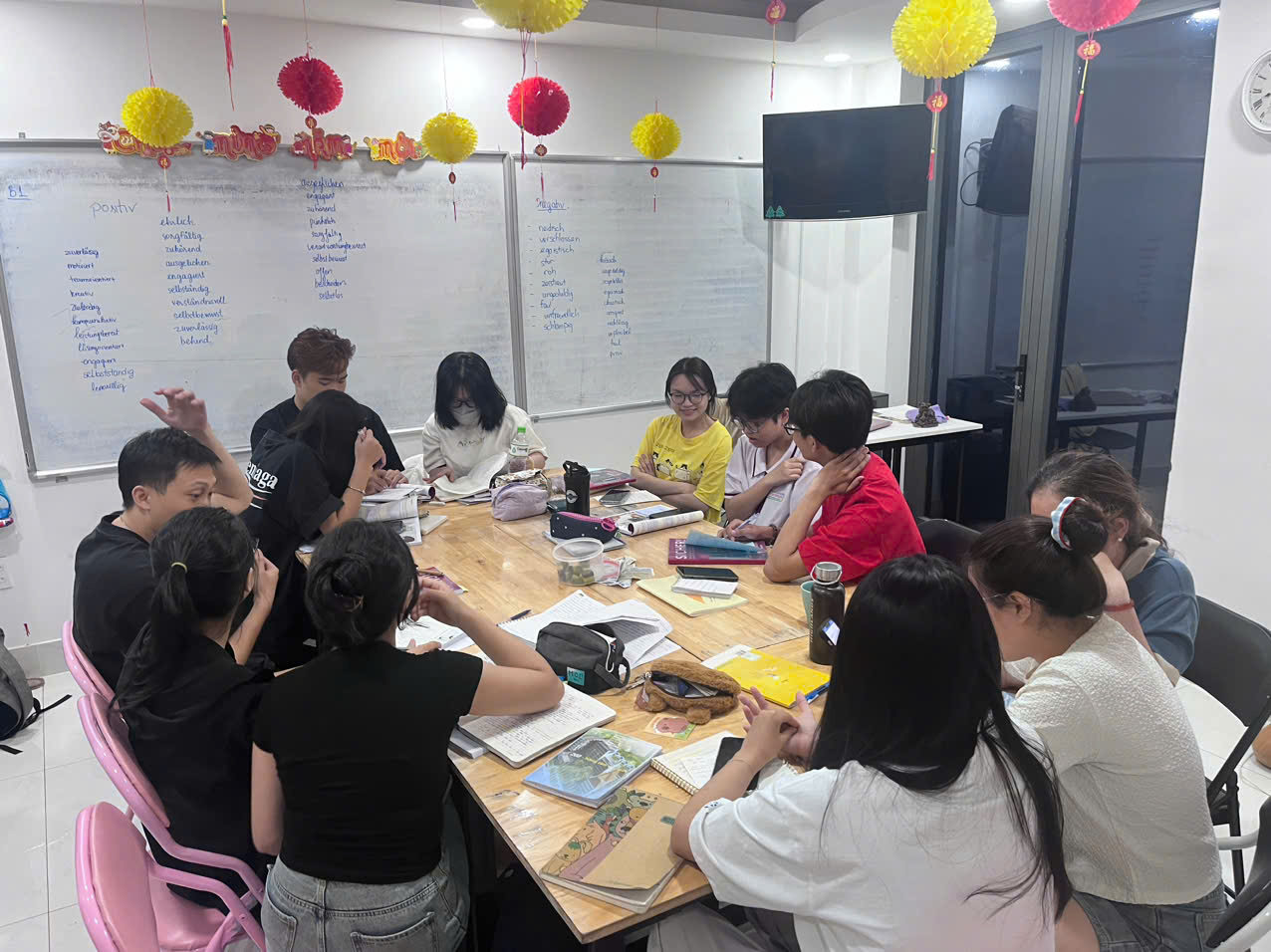 Lớp học tiếng Đức Holagi 